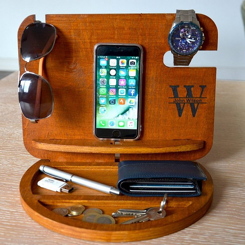 Kişiye Özel - Ahşap Wilson Aksesuar Standı