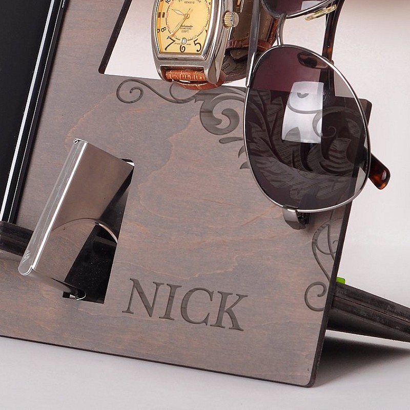 Kişiye Özel - Ahşap Telefon ve Aksesuar Standı Nick Tasarım