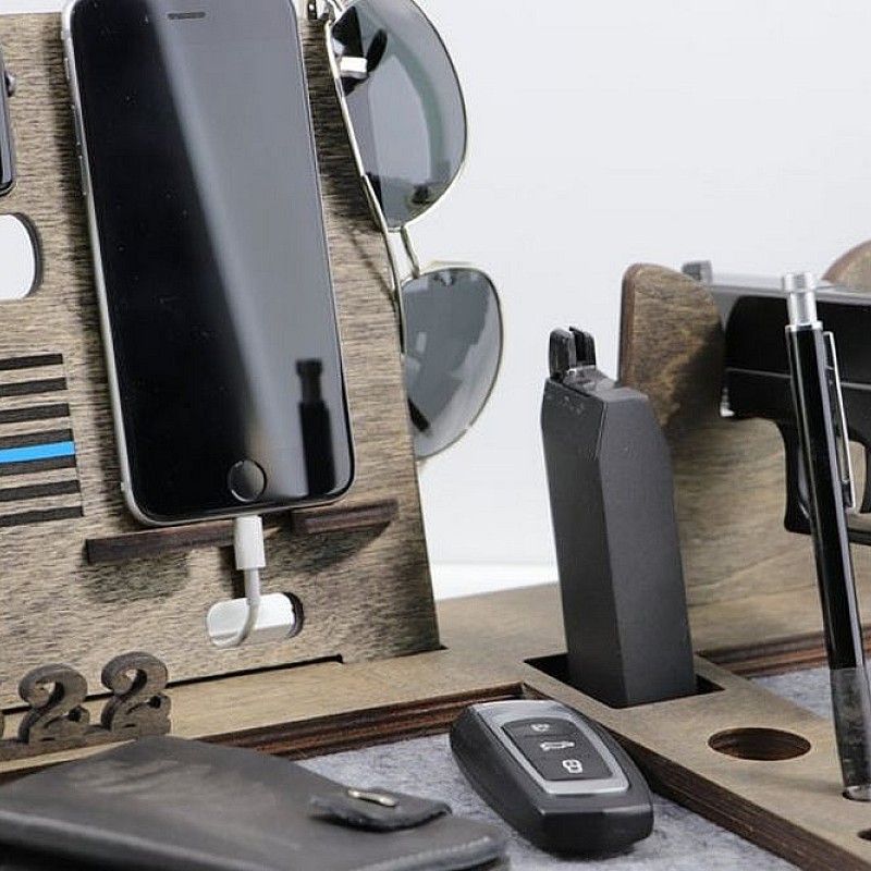 Kişiye Özel - Ahşap Silahlı Aksesuar ve Cep Telefonu Standı Police Seri