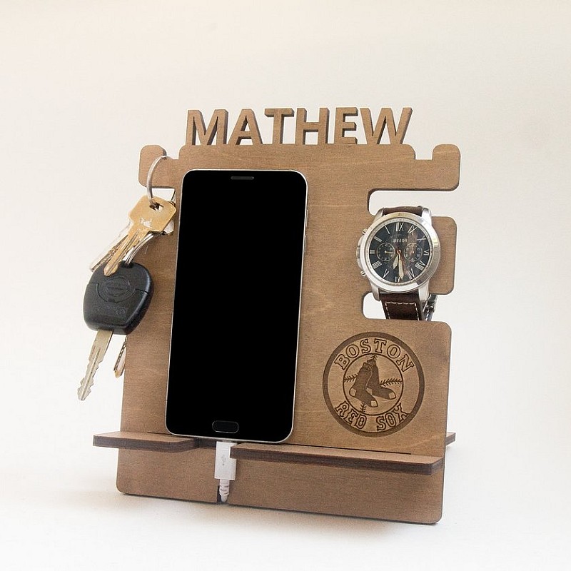 Kişiye Özel - Ahşap Üst Bölüm İsim İşlemeli Aksesuar Standı