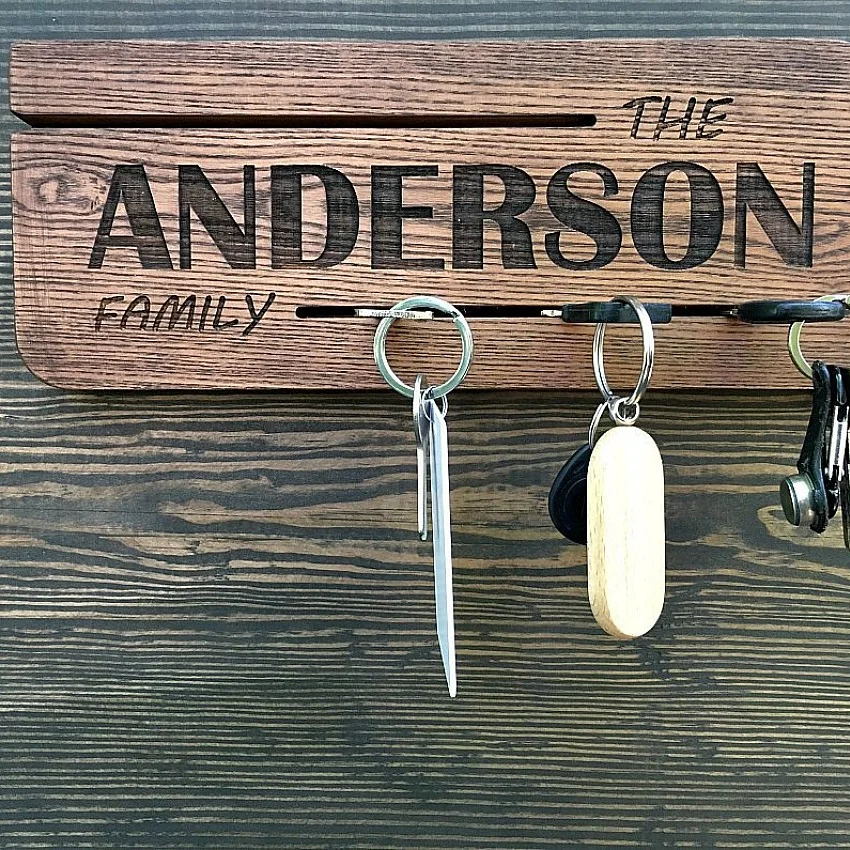 Kişiye Özel - Ahşap Kapı Yanı Anahtarlık Anderson Tasarım