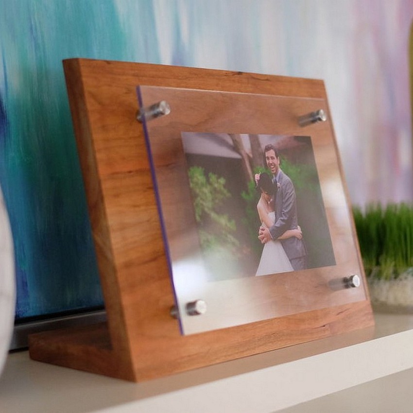 Kişiye Özel - Ahşap Masaüstü Çerceve Plastik Tasarımlı