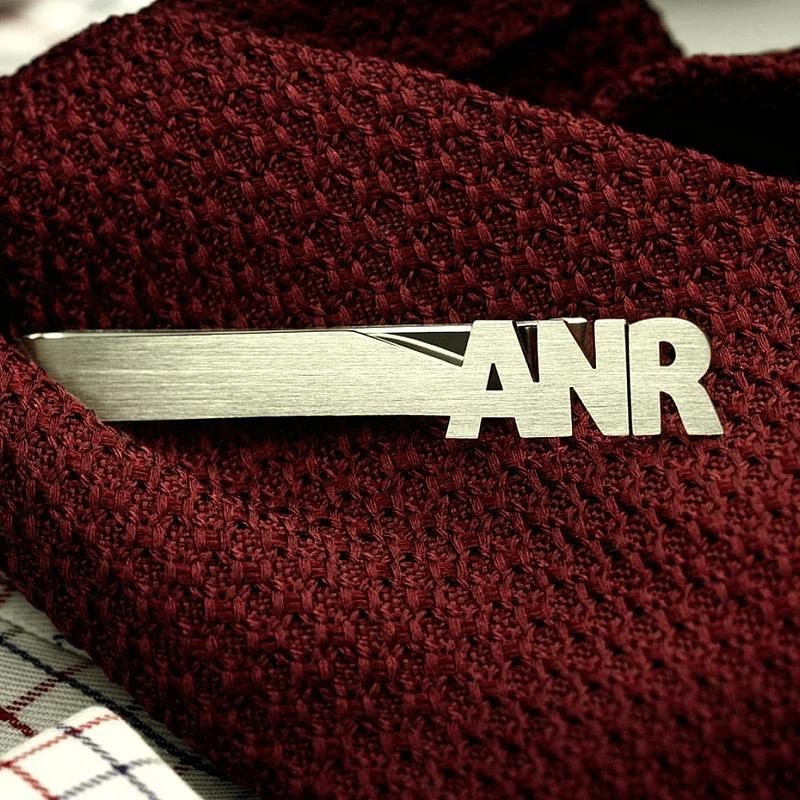 Kişiye Özel - Metal Kravat İğnesi İsim İşlemeli Kişiye Özel - Metal Kravat İğnesi İsim İşlemeli