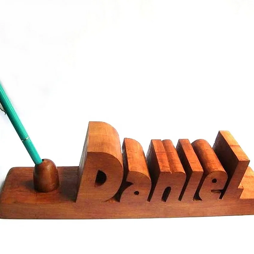 Kişiye Özel - Ahşap El İşçilikli Masa İsimliği 3D Oyma Tasarım Kişiye Özel - Ahşap El İşçilikli Masa İsimliği 3D Oyma Tasarım