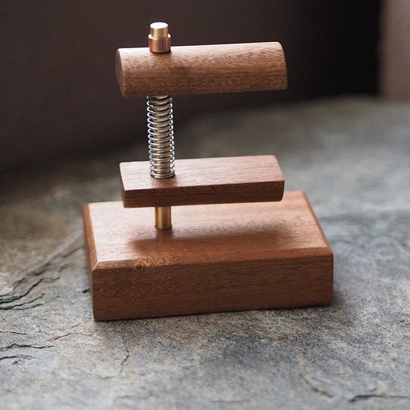 Kişiye Özel - Ahşap Tasarım Tekli Saat Standı