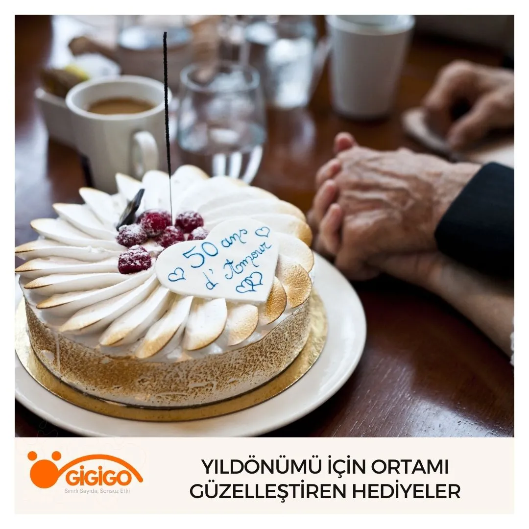 Yıldönümü İçin Ortamı Güzelleştiren Hediyeler