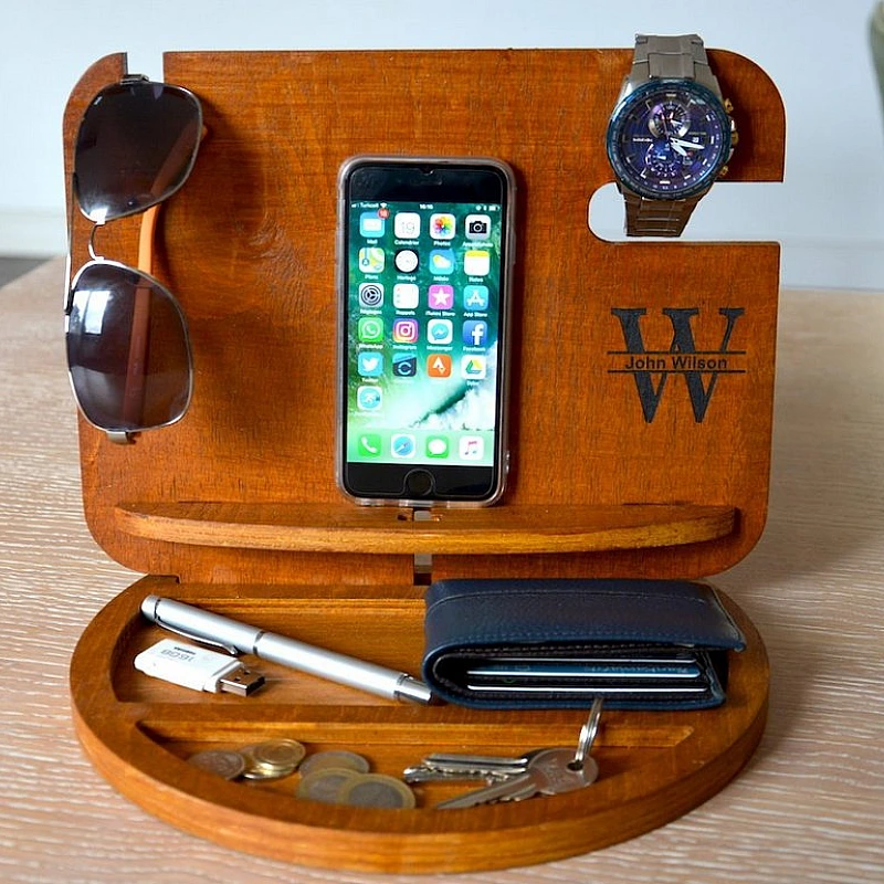 Kişiye Özel - Ahşap Wilson Aksesuar Standı