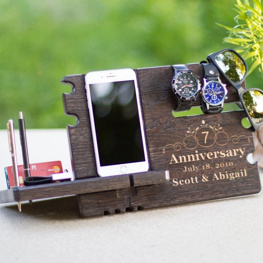 Kişiye Özel - Ahşap Jewel Saat Telefon Aksesuar Standı