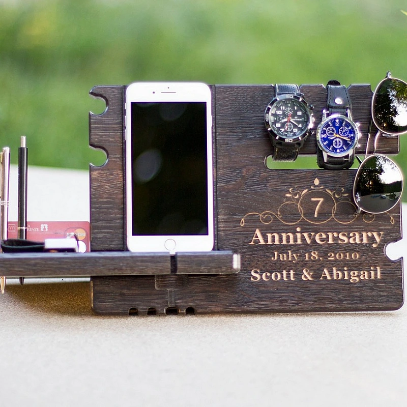 Kişiye Özel - Ahşap Jewel Saat Telefon Aksesuar Standı