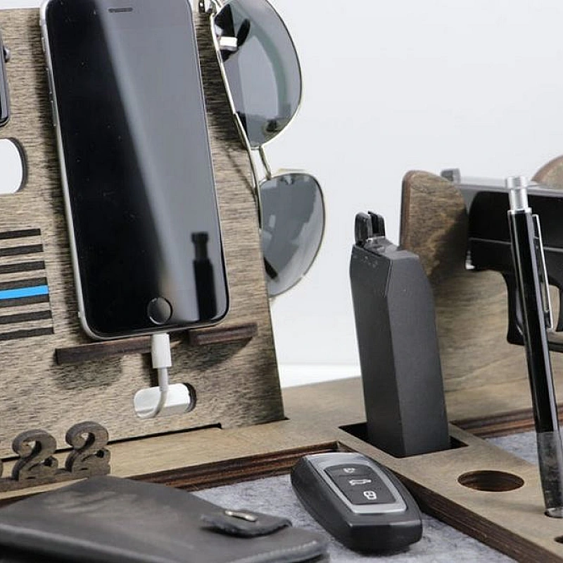 Kişiye Özel - Ahşap Silahlı Aksesuar ve Cep Telefonu Standı Police Seri