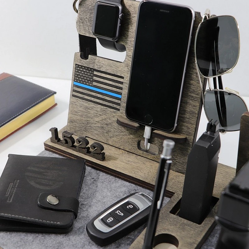 Kişiye Özel - Ahşap Silahlı Aksesuar ve Cep Telefonu Standı Police Seri