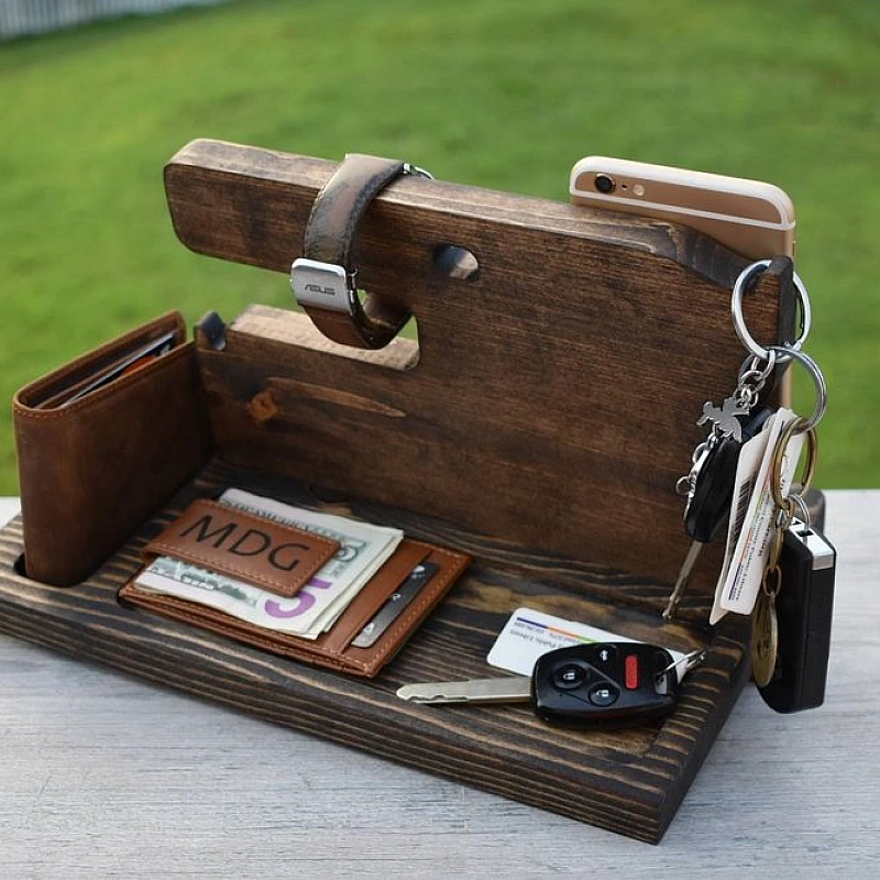 Kişiye Özel - Ahşap Aksesuar ve Cep Telefonu Standı Yatay