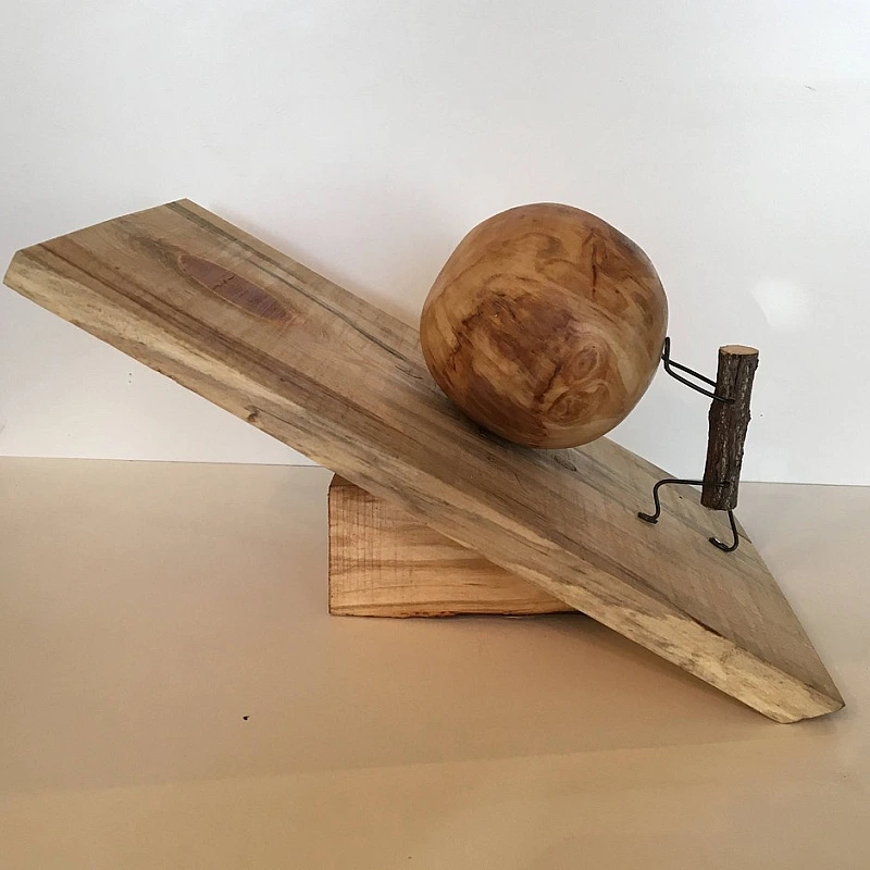 Kişiye Özel - Ahşap Masaüstü Düz Rampa Top Yuvarlayan Dal Figürleri