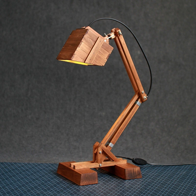 Kişiye Özel - Ahşap Masa Üstü Tunçkol Giraffe Özel Tasarım