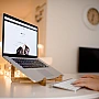 Kişiye Özel - Ahşap İpad ve Laptop Sehpası
