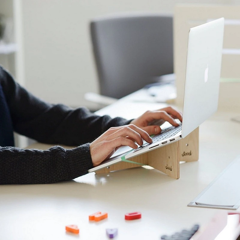 Kişiye Özel - Ahşap Laptop Sehbası X Tasarım