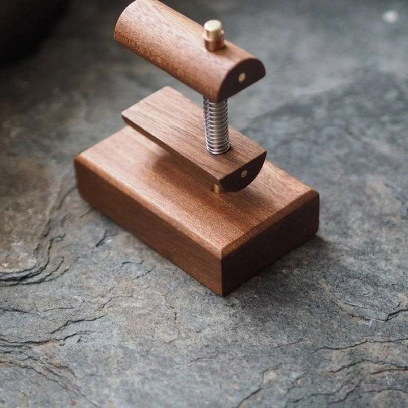 Kişiye Özel - Ahşap Tasarım Tekli Saat Standı