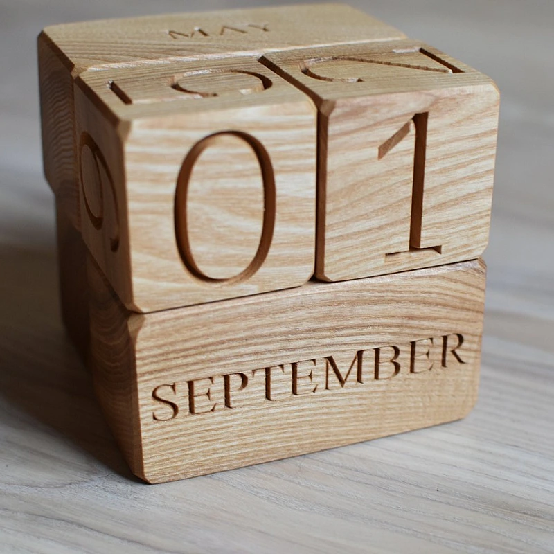 Kişiye Özel - Ahşap Sonsuz Takvim