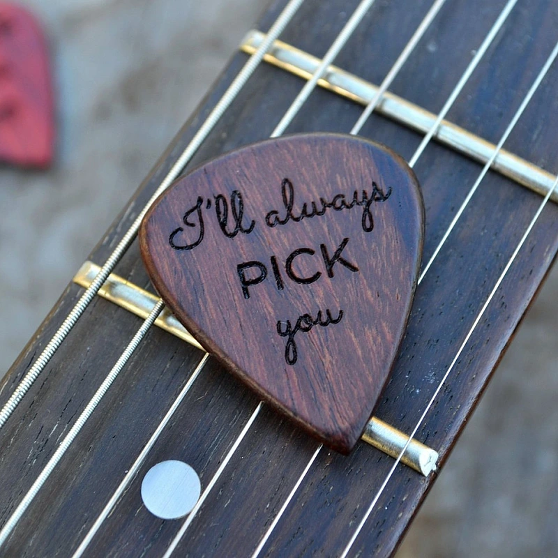 Kişiye Özel - Ahşap Gitar Penası