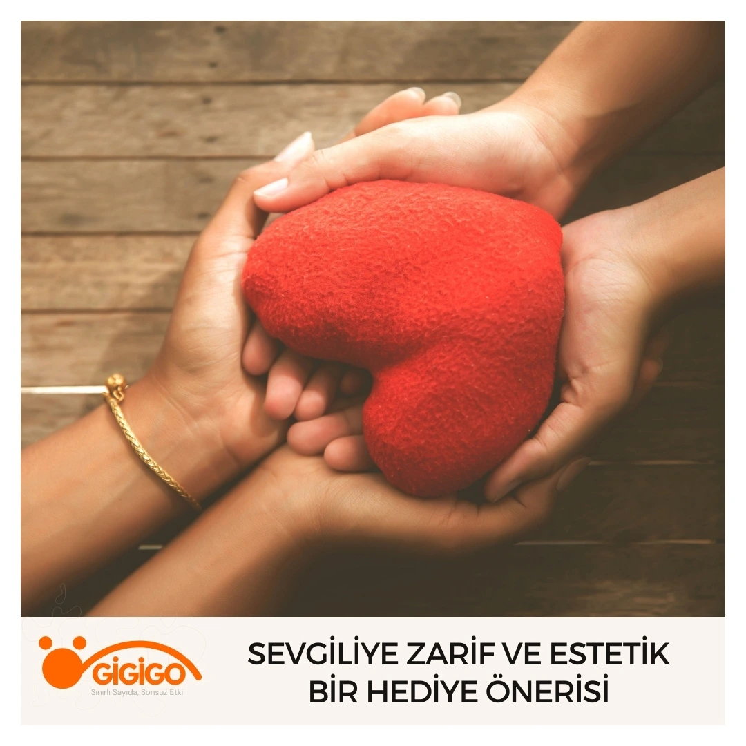 Sevgiliye Zarif Ve Estetik Bir Hediye Önerisi