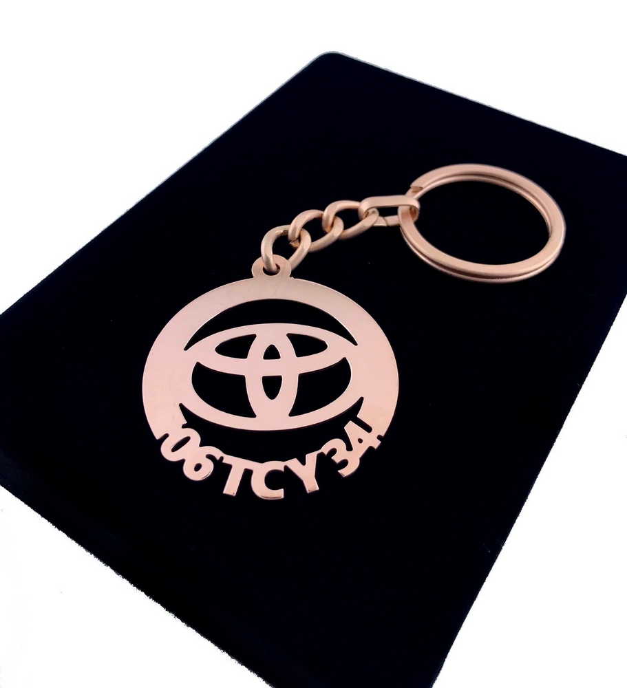 Kişiye Özel - Metal Toyota - Rose Plaka Anahtarlık Gerçek Altın Kaplama